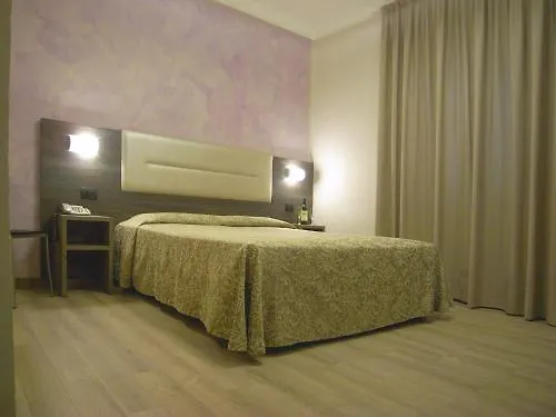 Hotel Siena Milan